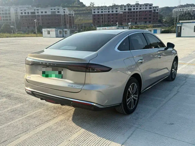 Geely Galaxy Stellar 6 — Фото автомобиля 9