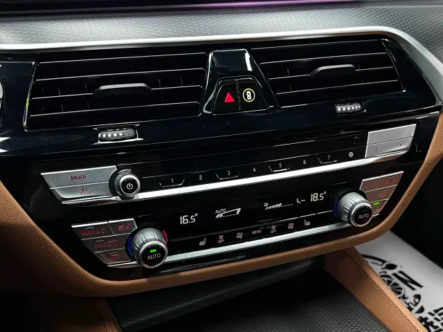 BMW 5 Series — Фото автомобиля 25