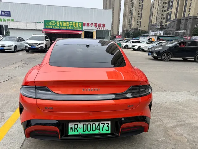 Xiaomi SU7 — Фото автомобиля 8