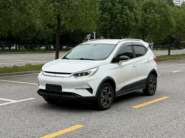 BYD Yuan Pro — Фото автомобиля 3