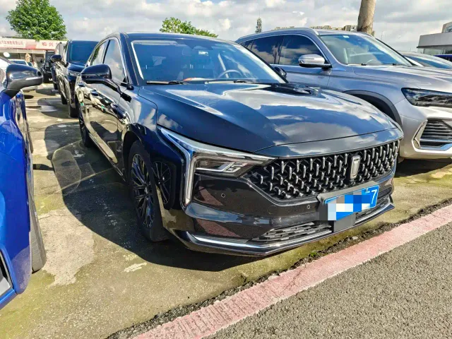 Bestune B70 — Фото автомобиля 3