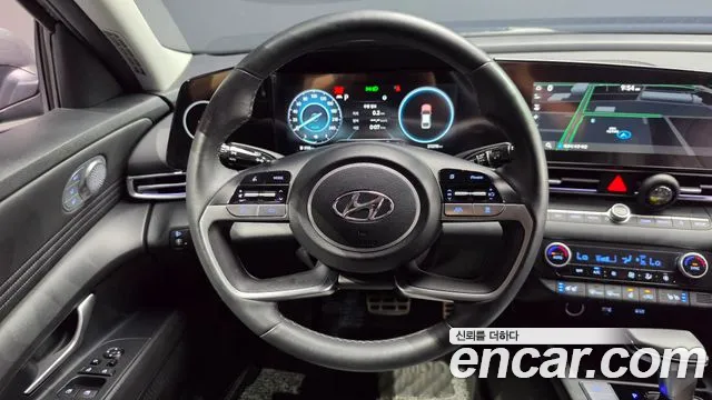 Hyundai AVANTE Avante (CN7) — Фото автомобиля 13