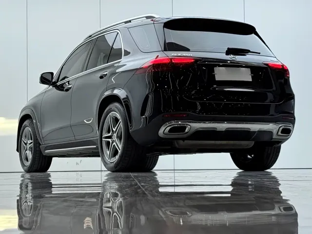 Mercedes-Benz GLE-Class — Фото автомобиля 15