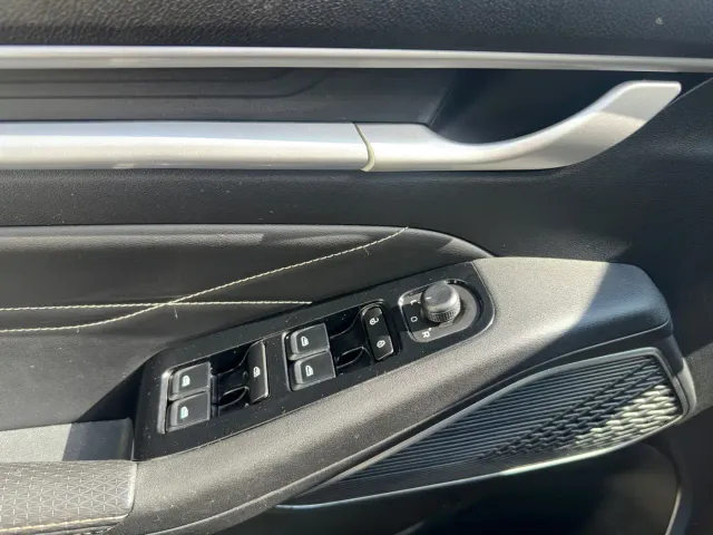 Geely Emgrand — Фото автомобиля 20