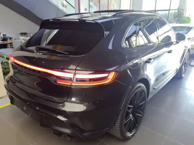 Porsche Macan — Фото автомобиля 6