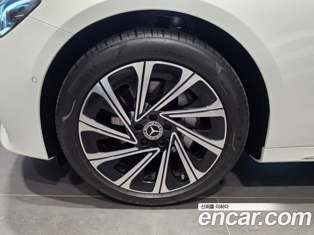 Mercedes-Benz E-Class W214 — Фото автомобиля 5