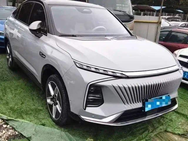 Roewe Whale — Фото автомобиля 3