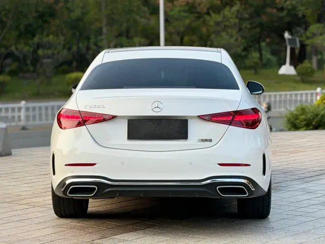 Mercedes-Benz C-Class — Фото автомобиля 16