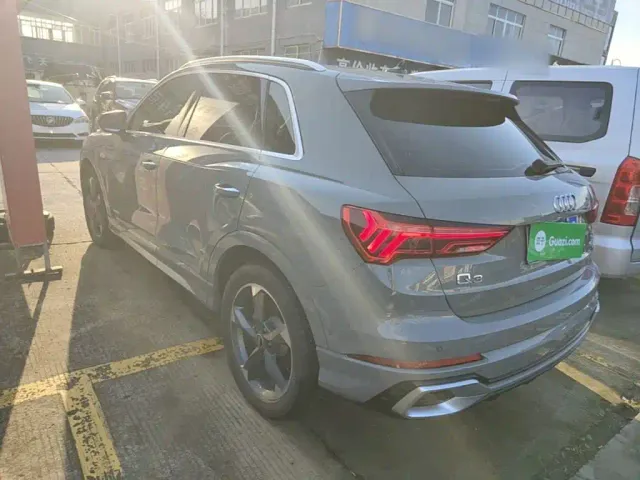 Audi Q3 — Фото автомобиля 4