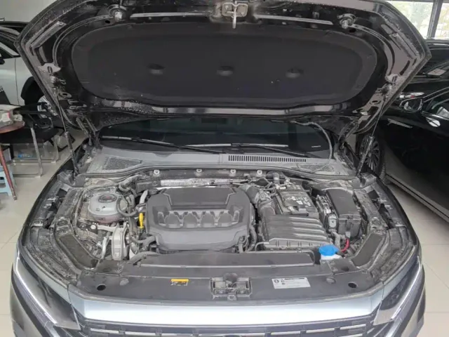 Volkswagen Passat — Фото автомобиля 19