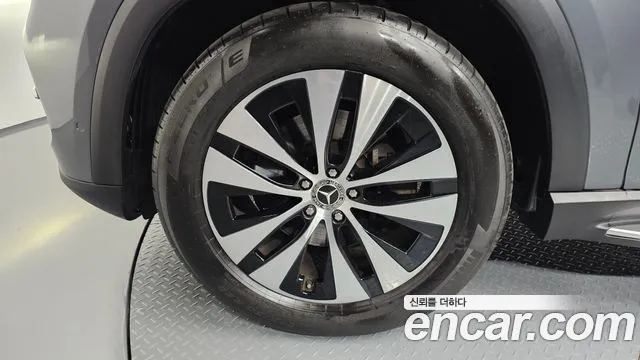 Mercedes-Benz GLE-Class — Фото автомобиля 4