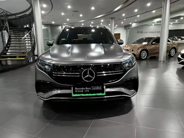 Mercedes-Benz EQB — Фото автомобиля 8