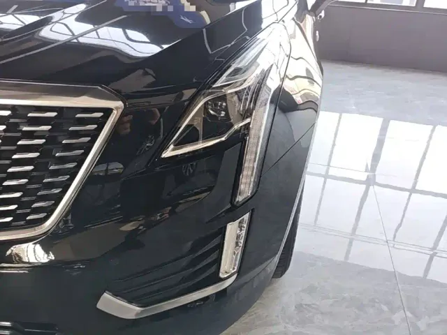 Cadillac XT5 — Фото автомобиля 23
