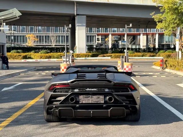 Lamborghini Huracan — Фото автомобиля 8