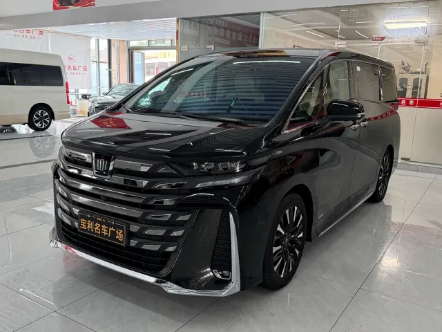 Toyota Vellfire — Фото автомобиля 4