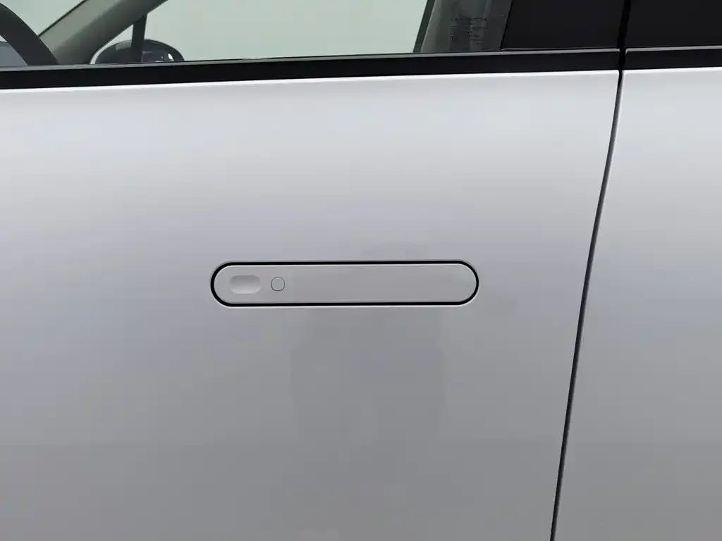 Leapmotor Leapmotor C10 2024 210 Smart Edition — Фото автомобиля 18