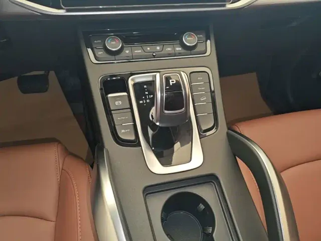 Geely Boyue — Фото автомобиля 13