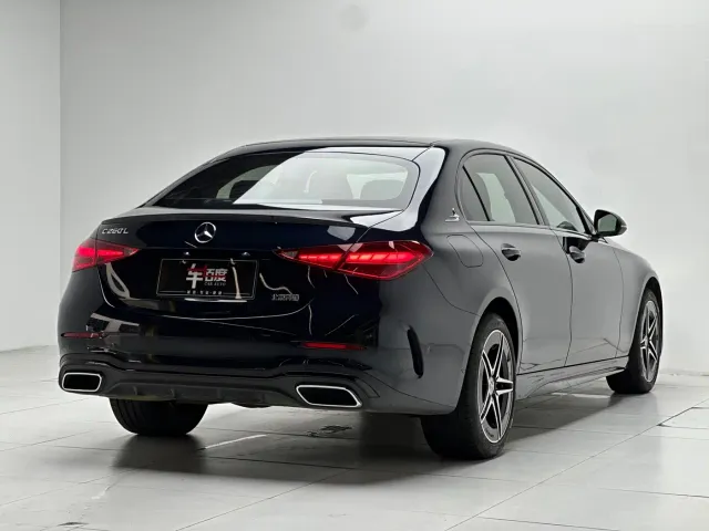 Mercedes-Benz C-Class — Фото автомобиля 4