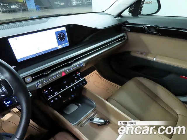 Hyundai Grandeur Grandeur (GN7) 2.5 Бензин 2WD — Фото автомобиля 12