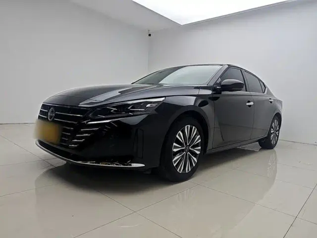 Фотография автомобиля — Nissan Teana