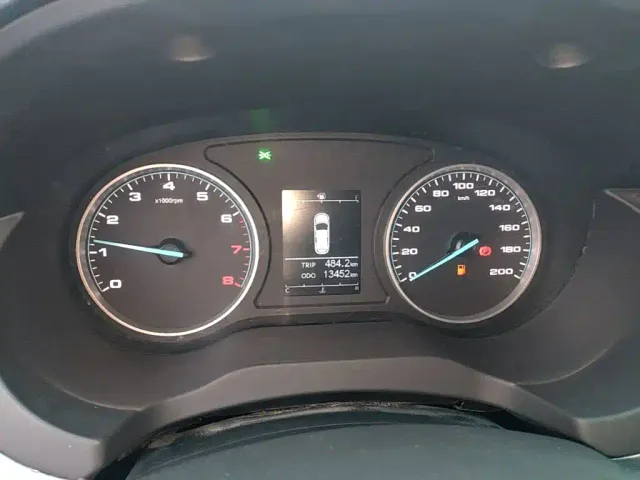 JAC Refine M3 — Фото автомобиля 11