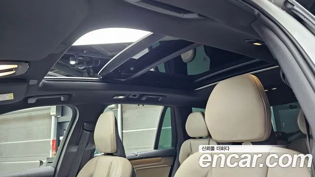 Volvo XC90 — Фото автомобиля 19