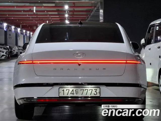 Hyundai Grandeur GN7 — Фото автомобиля 4