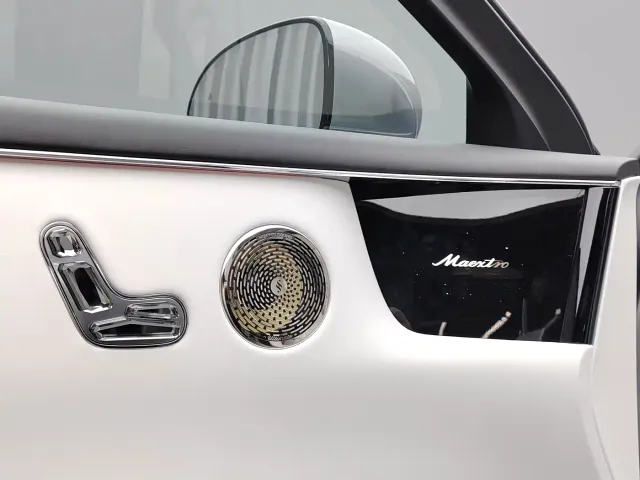 Maextro S800 — Фото автомобиля 15