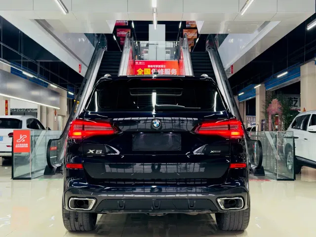 BMW X5 — Фото автомобиля 17
