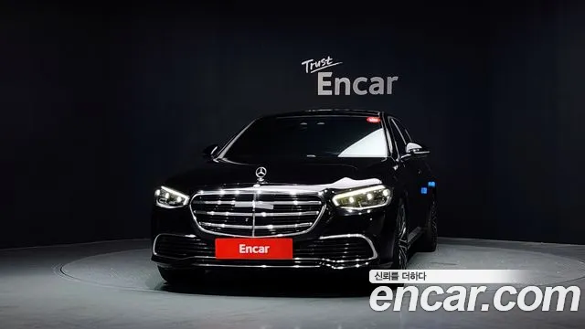 Mercedes-Benz S-Class — Фото автомобиля 3