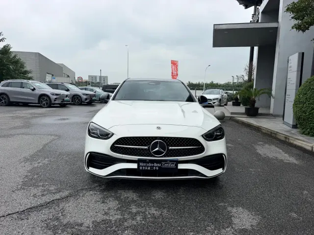 Mercedes-Benz C-Class — Фото автомобиля 2