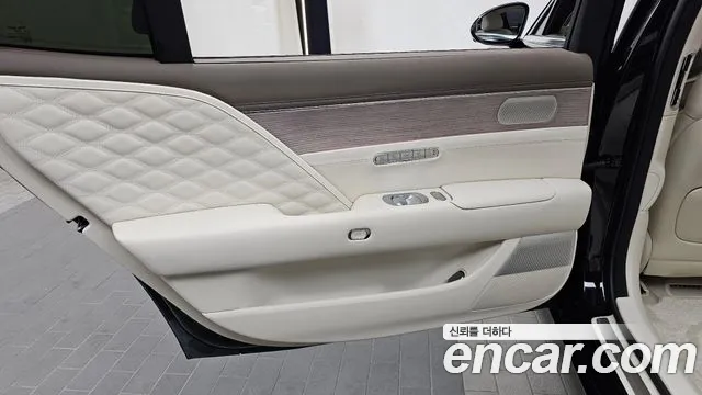 Genesis G90 RS4 — Фото автомобиля 14