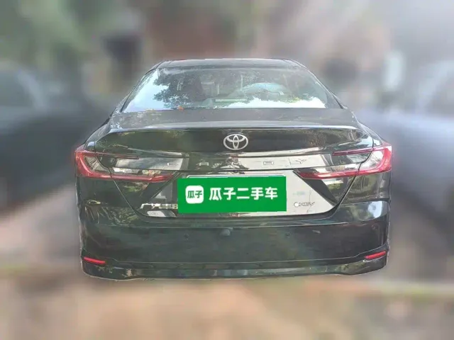 Toyota Camry — Фото автомобиля 3