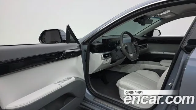 Hyundai Grandeur GN7 — Фото автомобиля 10