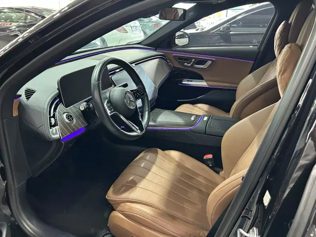 Mercedes-Benz E-Class — Фото автомобиля 7