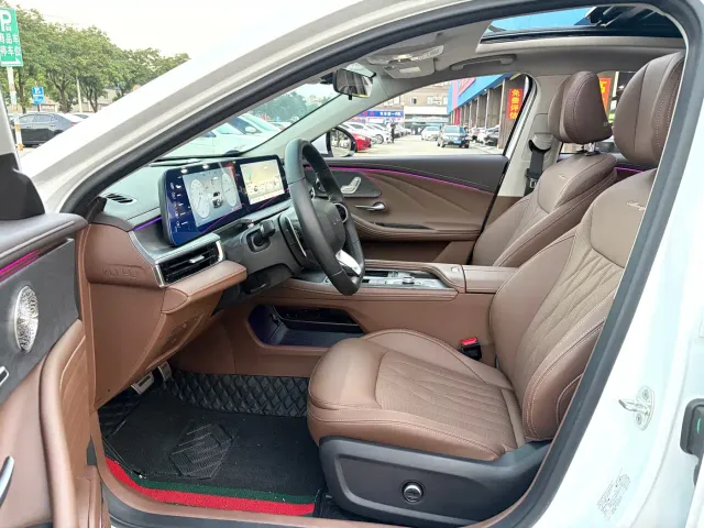 Chery Arrizo 8 — Фото автомобиля 14
