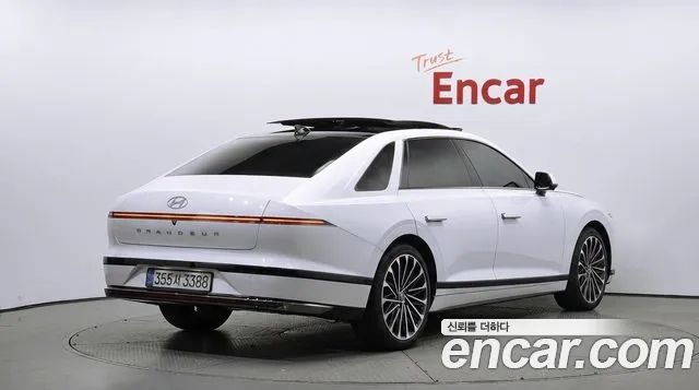 Hyundai Grandeur GN7 — Фото автомобиля 2