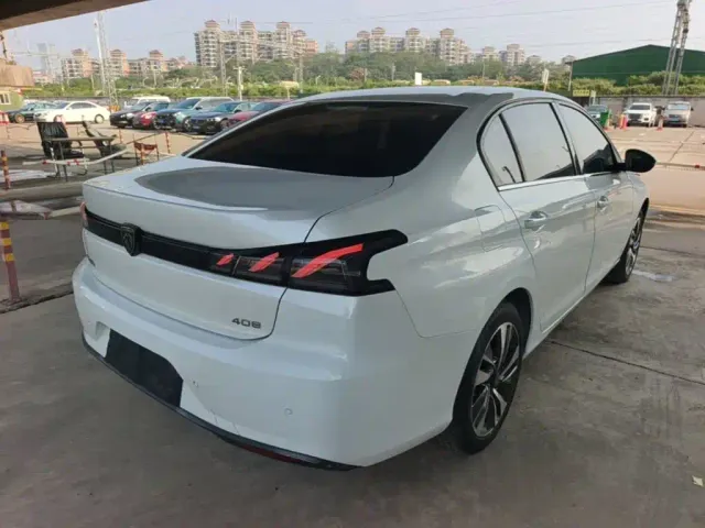 Peugeot Peugeot 408 2022 1.6T Light Chaser Edition — Фото автомобиля 6