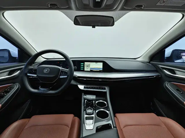 Changan Eado — Фото автомобиля 3