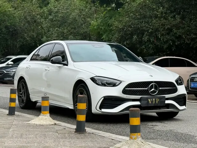 Mercedes-Benz C-Class — Фото автомобиля 3