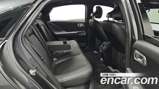 Hyundai Ioniq6 — Фото автомобиля 12
