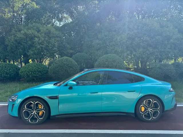 Xiaomi SU7 — Фото автомобиля 3