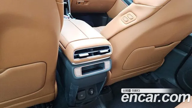 Genesis GV80 — Фото автомобиля 25