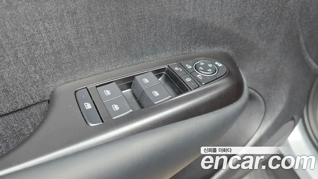 BYD Dolphin — Фото автомобиля 29