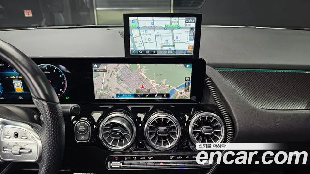 Mercedes-Benz GLA-Class — Фото автомобиля 15