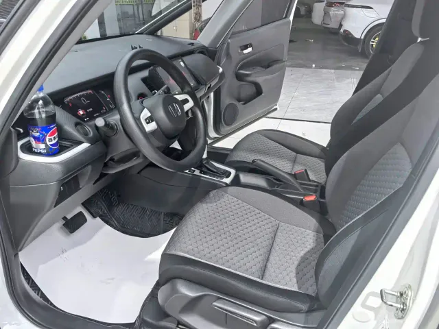 Honda Fit — Фото автомобиля 7