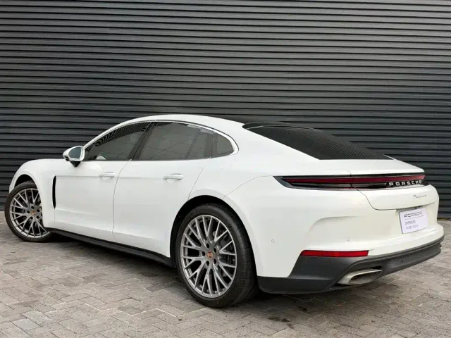 Porsche Panamera — Фото автомобиля 4