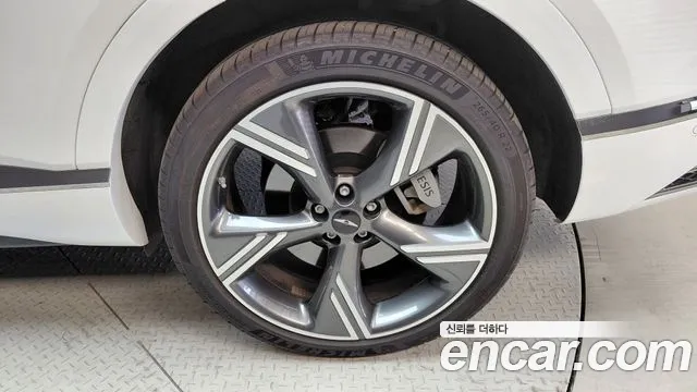 Genesis GV80 — Фото автомобиля 6