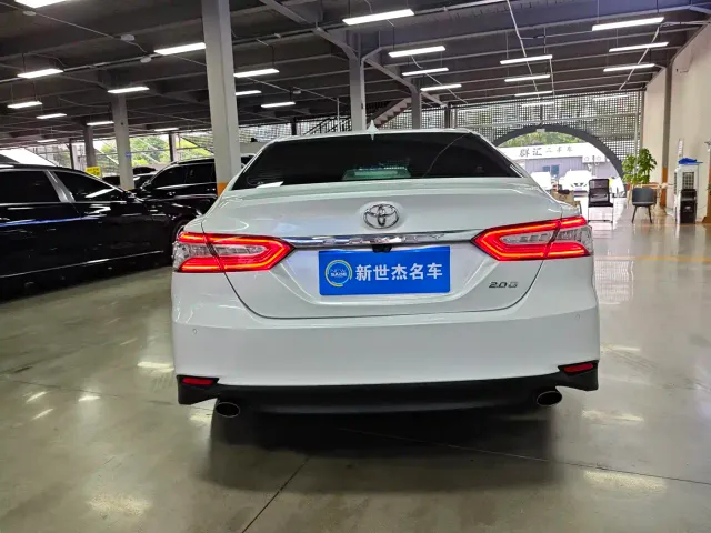 Toyota Camry — Фото автомобиля 15