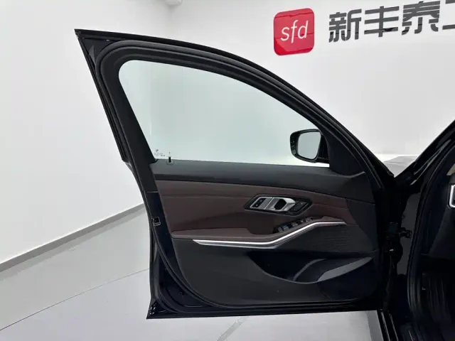 BMW i3 — Фото автомобиля 8